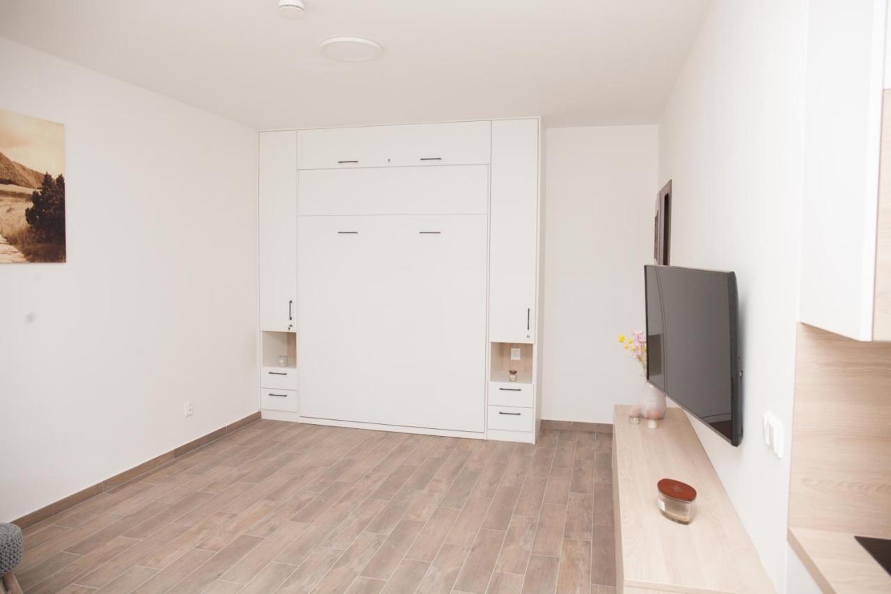 Apartman Horni Misecky J4 מראה חיצוני תמונה